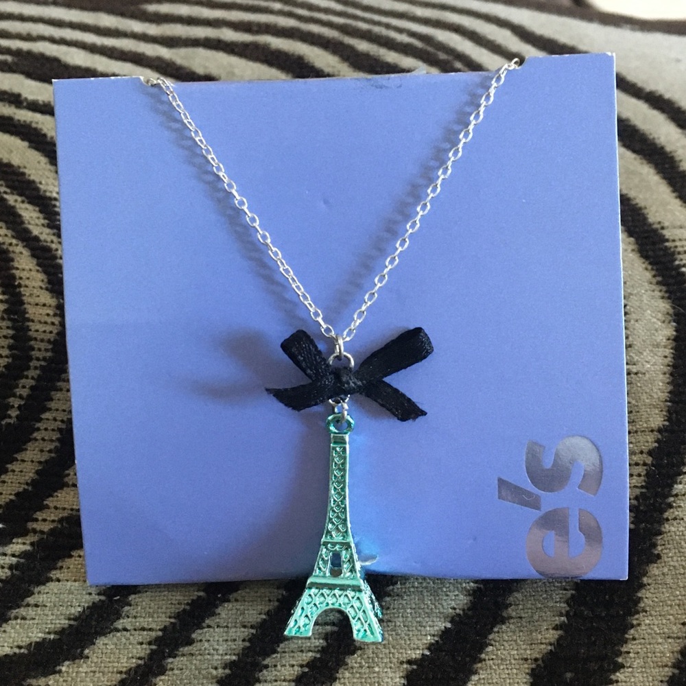 Claire’s Aqua Eiffel Tower Necklace 🥐